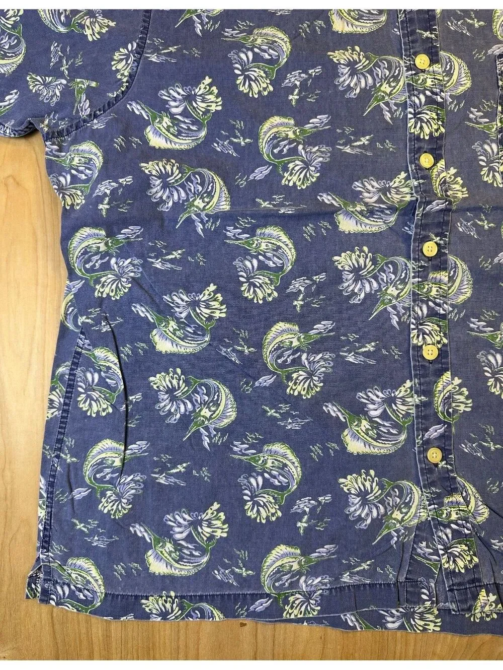 Vintage 90s Jcrew marlin fish button up shirt 100% cotton large fishing tropical